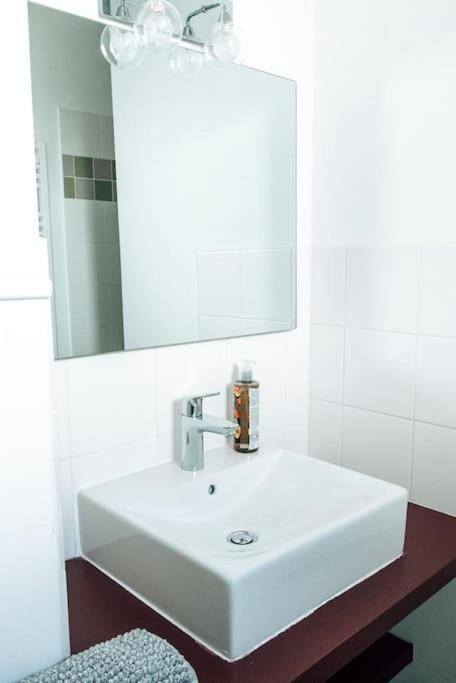 Maison 3 Chambres Plus 1 Studio Independant Sainte-Marie-de-Ré Екстериор снимка