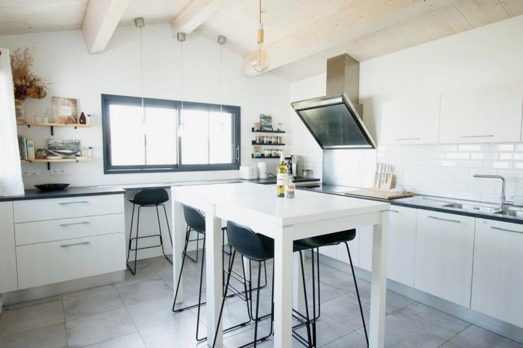 Maison 3 Chambres Plus 1 Studio Independant Sainte-Marie-de-Ré Екстериор снимка